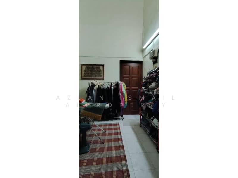 1.5-storey Terraced House for Sale in Setia Tropika (Johor Bahru) - Azlan Ismail aiproperty - Interior - PropertyGuru.com.my