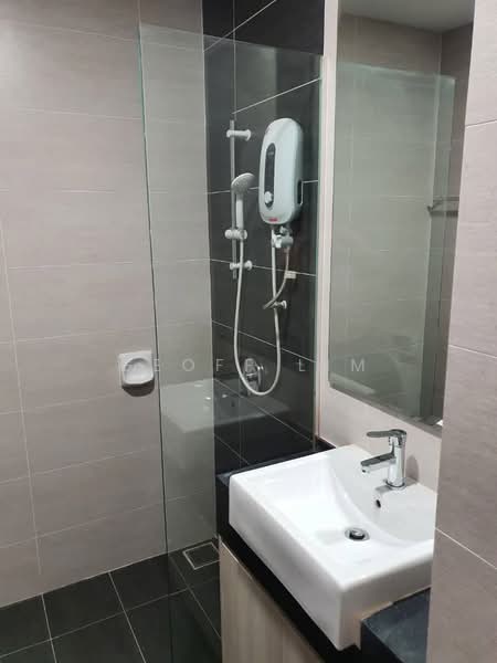 Condominium for Rent at Queensville - Geoff Lim - Bathroom - PropertyGuru.com.my