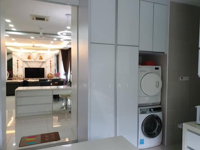 Semi-Detached House for Sale in Bandar Puteri Puchong (Puchong) - Kent Lai - Living Room - PropertyGuru.com.my