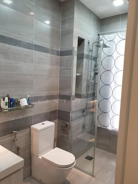 Semi-Detached House for Sale in Bandar Puteri Puchong (Puchong) - Kent Lai - Bathroom - PropertyGuru.com.my