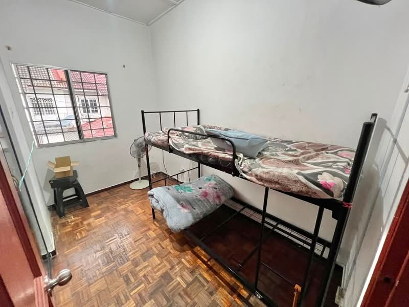 Rumah Teres 2 Tingkat untuk Disewa di Taman Sri Andalas (Klang) - Eric Yap - Bedroom - PropertyGuru.com.my