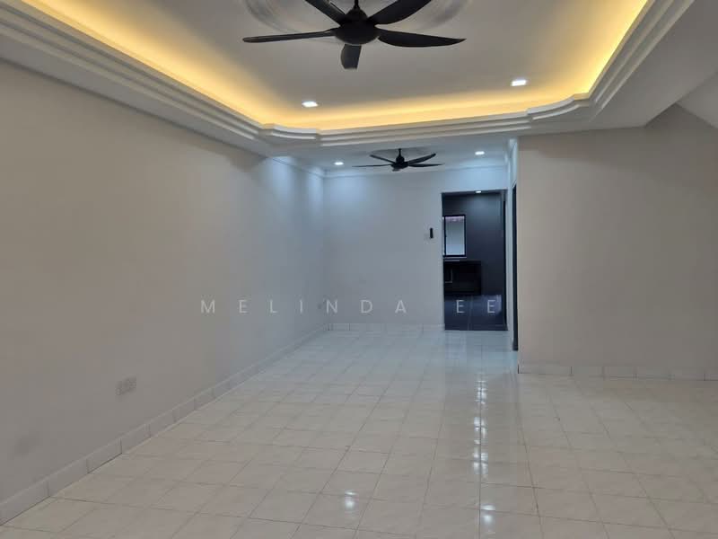2-storey Terraced House for Sale in Taman Pulai Indah (Johor Bahru) - Melinda Ee - Living Room - PropertyGuru.com.my