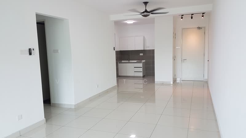Kondominium untuk Dijual di Rimba Residence - Vincent Chua - Living Room - PropertyGuru.com.my