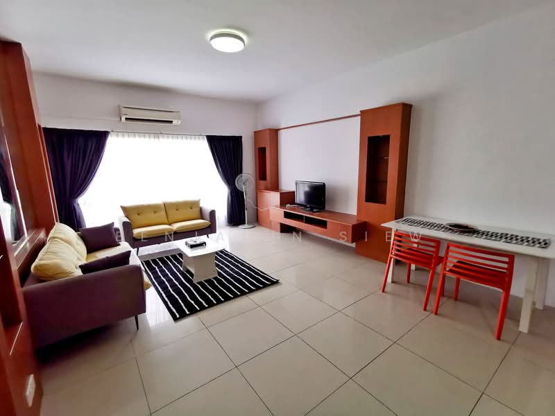Kondominium untuk Dijual di East Lake Residence - Benjamin Siew - Living Room - PropertyGuru.com.my