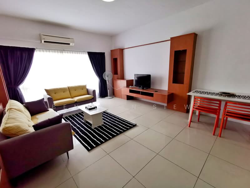 Kondominium untuk Dijual di East Lake Residence - Benjamin Siew - Living Room - PropertyGuru.com.my
