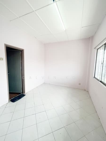 Apartment for Sale at Pangsapuri Putra Indah - Calvin Kok - Interior - PropertyGuru.com.my