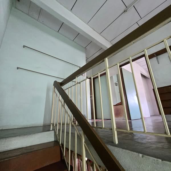 Rumah Teres 2 Tingkat untuk Dijual di Island Park (Jelutong) - Meng . - Interior - PropertyGuru.com.my