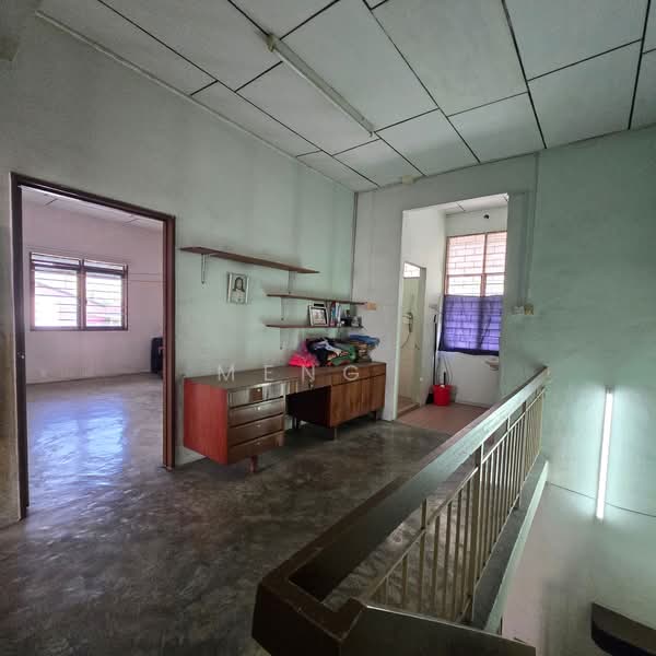 Rumah Teres 2 Tingkat untuk Dijual di Island Park (Jelutong) - Meng . - Interior - PropertyGuru.com.my