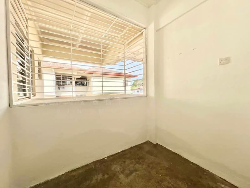 Apartment for Sale at Vista Seri Putra - Muhammed Nazri bin Mustapha - Interior - PropertyGuru.com.my