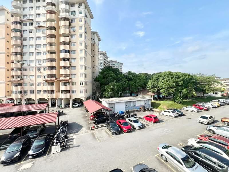 Apartment for Sale at Vista Seri Putra - Muhammed Nazri bin Mustapha - Exterior - PropertyGuru.com.my