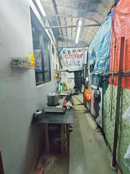 Rumah Teres 2 Tingkat untuk Dijual di Bandar Baru Permas Jaya (Permas Jaya) - Lai Kok Seng - Kitchen - PropertyGuru.com.my