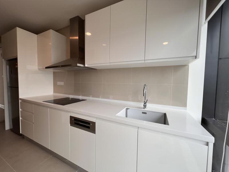 Service Residence for Sale at Crown Residences @ Pavilion Damansara Heights - Peter Sek - Kitchen - PropertyGuru.com.my