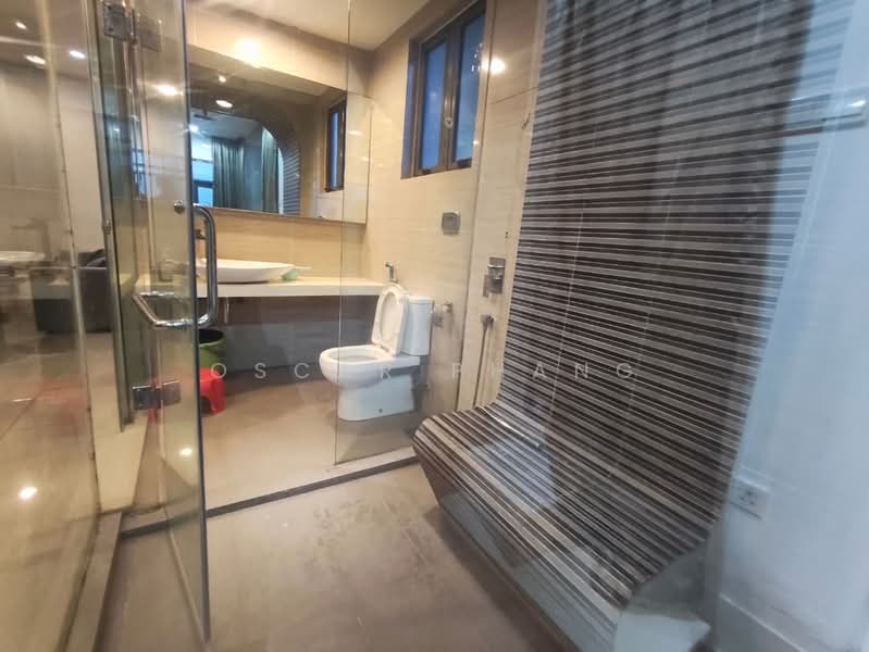 Servis Apartment untuk Disewa di Eve Suite / NZX Square - Oscar Phang - Bathroom - PropertyGuru.com.my