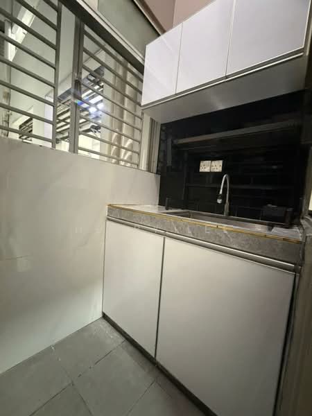 Pangsapuri untuk Disewa di Gapura Bayu - Henry Lee - Kitchen - PropertyGuru.com.my