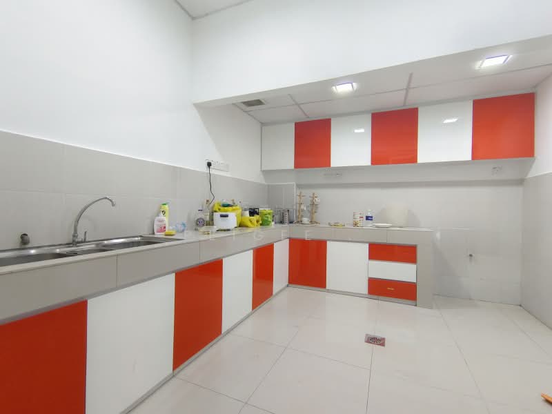 Kilang untuk Disewa di Seksyen 51 (Petaling Jaya) - PeiGee . - Kitchen - PropertyGuru.com.my