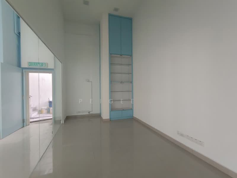 Kilang untuk Disewa di Seksyen 51 (Petaling Jaya) - PeiGee . - Interior - PropertyGuru.com.my