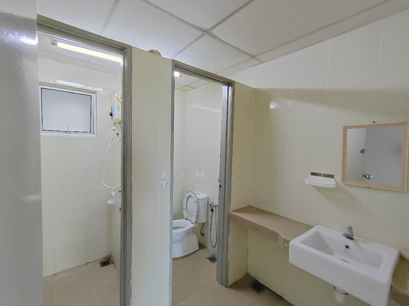 Condominium for Rent at The iResidence - Kim . - Bathroom - PropertyGuru.com.my