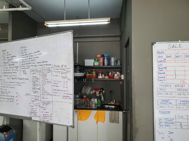 Shop / Office for Sale in Kelana Jaya (Petaling Jaya) - Lue . - Interior - PropertyGuru.com.my