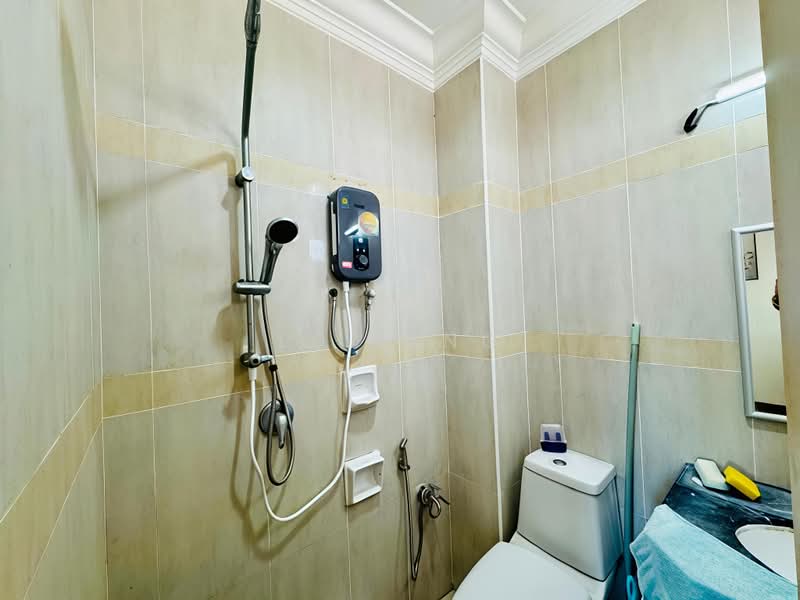 Rumah Teres 3 Tingkat untuk Dijual di Bayan Lepas (Penang) - Li Fang - Bathroom - PropertyGuru.com.my
