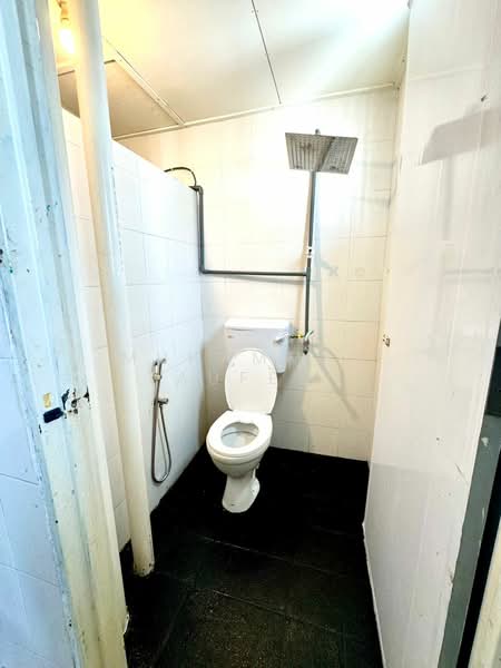 Apartment for Rent at Rimba 2 - Muhammad Taufeeq - Bathroom - PropertyGuru.com.my
