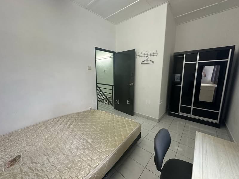 2-storey Terraced House for Rent in Taman Bukit Mewah (Tampoi) - Yvonne Ng - PropertyGuru.com.my