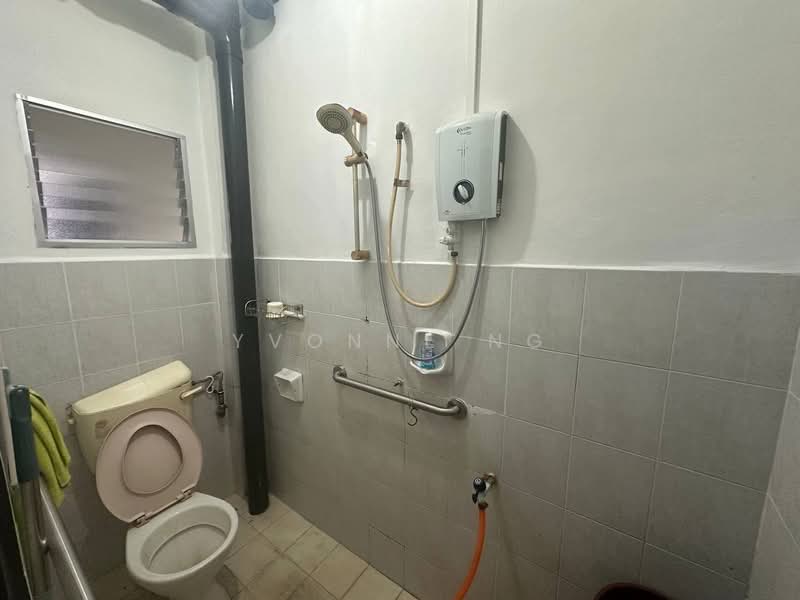 2-storey Terraced House for Rent in Taman Bukit Mewah (Tampoi) - Yvonne Ng - PropertyGuru.com.my