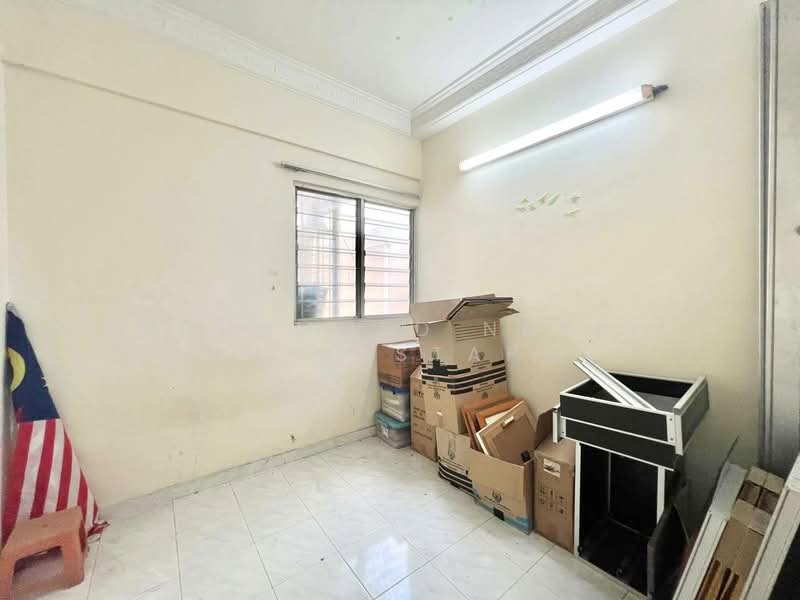 Apartment for Sale at Vista Seri Putra - Muhammed Nazri bin Mustapha - Interior - PropertyGuru.com.my