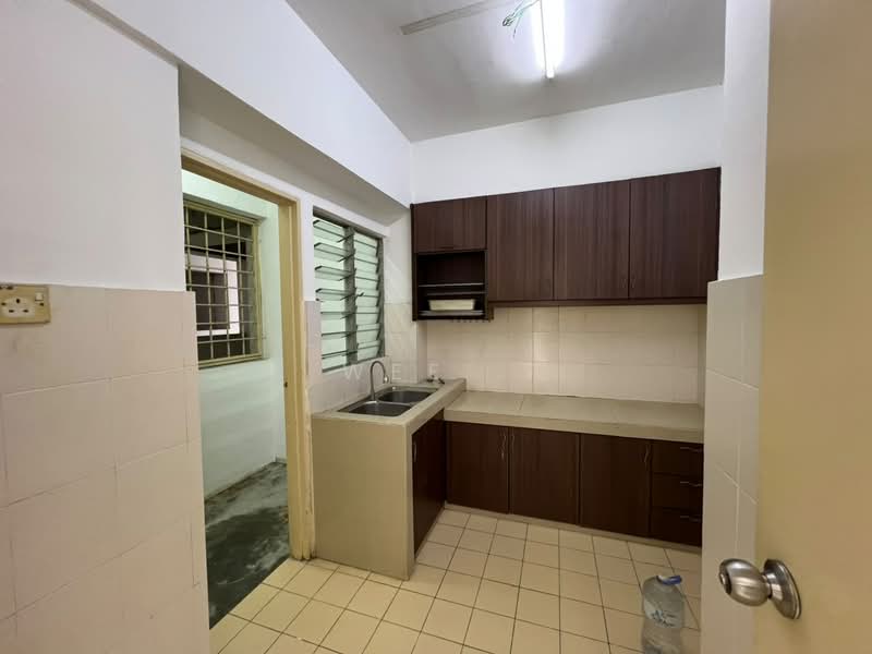 Servis Apartment untuk Disewa di Avelon Tower @ Plaza Medan Putra - Wee . - Kitchen - PropertyGuru.com.my