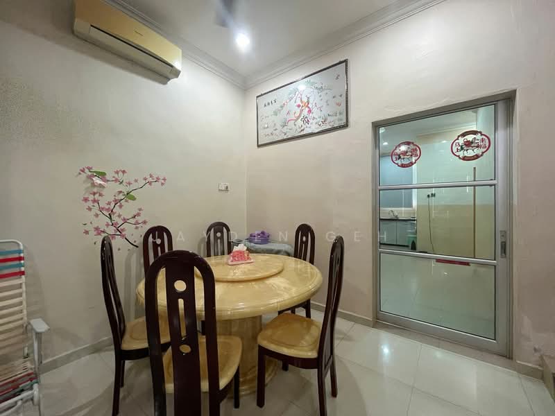 2-storey Terraced House for Sale in Taman Saga (Alor Setar) - Jayden Geh - Dining Room - PropertyGuru.com.my