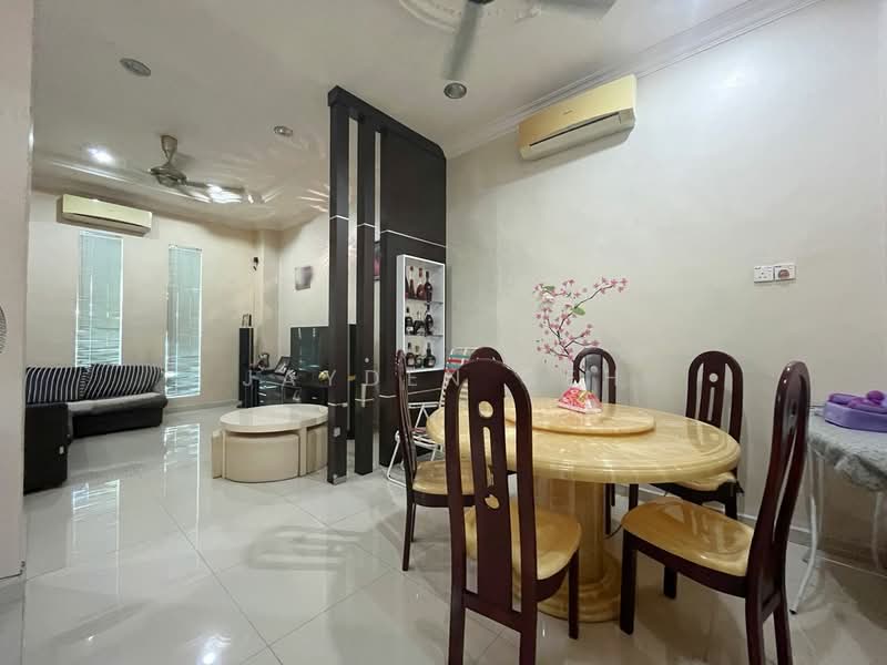 2-storey Terraced House for Sale in Taman Saga (Alor Setar) - Jayden Geh - Living Room - PropertyGuru.com.my