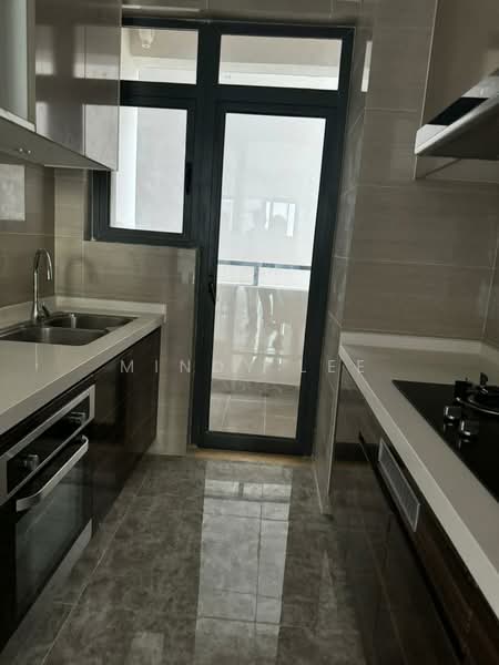 Kondominium untuk Dijual di R&F Princess Cove Phase 2-Seine Region - Mindy Lee - Kitchen - PropertyGuru.com.my