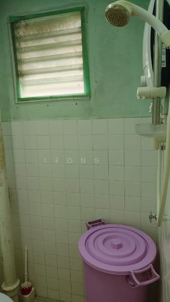 Pangsapuri untuk Disewa di Desa Delima - Leong . - Bathroom - PropertyGuru.com.my