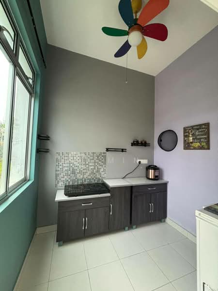 Rumah Teres 2 Tingkat untuk Disewa di Iskandar Puteri (Nusajaya) (Johor) - Li Min - Kitchen - PropertyGuru.com.my