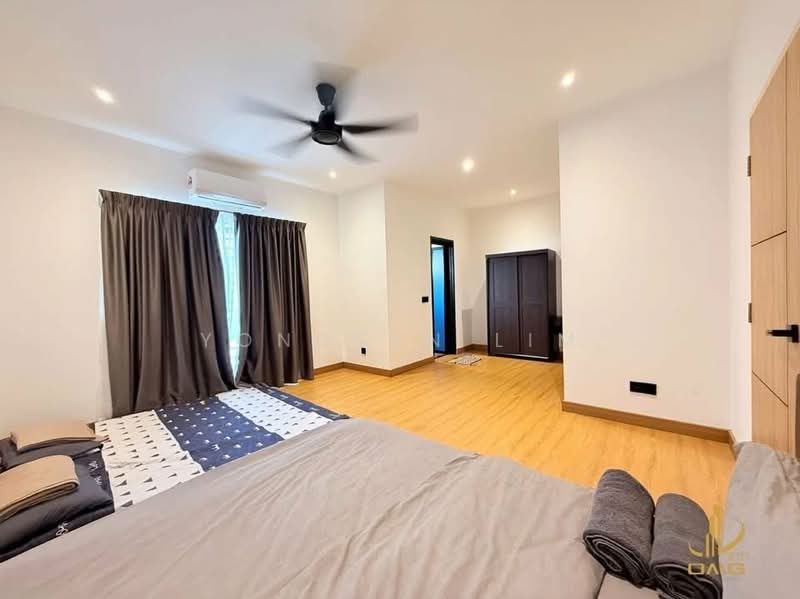 2-storey Terraced House for Sale in Setia Indah (Setia Alam) - Yongsen Lim - Bedroom - PropertyGuru.com.my