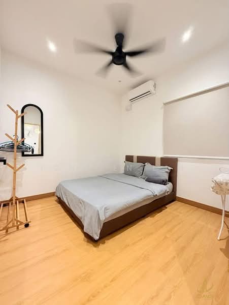 2-storey Terraced House for Sale in Setia Indah (Setia Alam) - Yongsen Lim - Bedroom - PropertyGuru.com.my