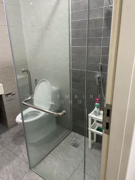 Condominium for Rent at Vivo Residential Suites - Charmaine Wong - Bathroom - PropertyGuru.com.my