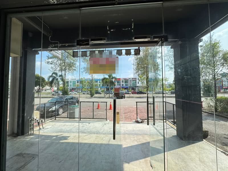 Kedai untuk Disewa di Taman Kota Syahbandar (Melaka City) - Vinc Pheng - Entrance - PropertyGuru.com.my