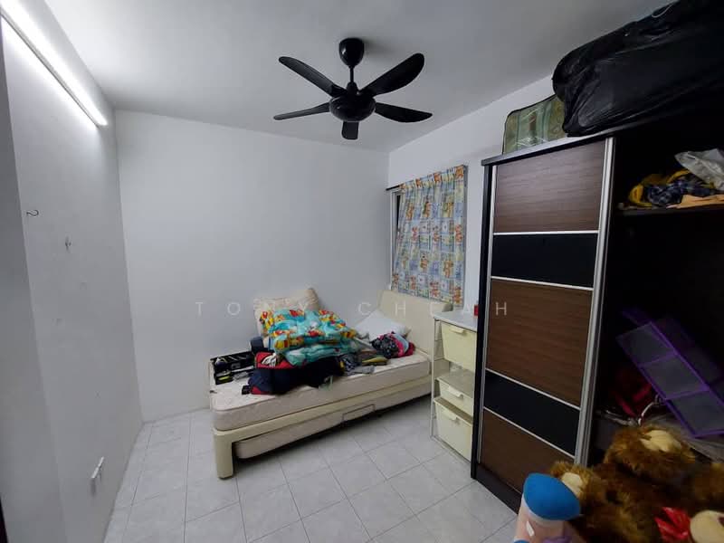 Apartment for Sale at Relau Vista Apartment - Tony Cheah - Bedroom - PropertyGuru.com.my