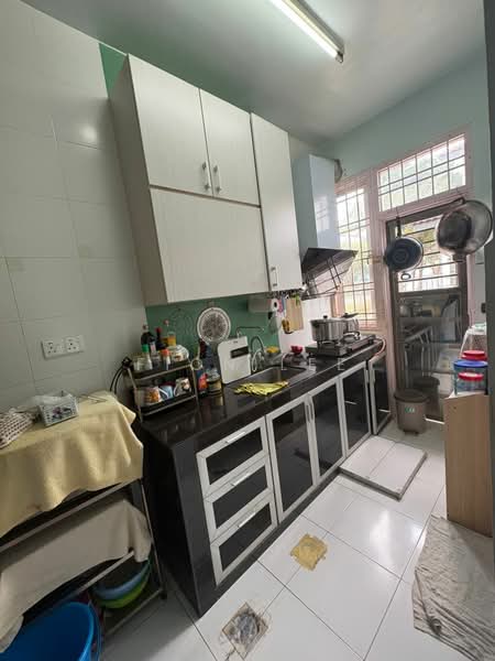 1.5-storey Terraced House for Sale in Johor Bahru (Johor) - Fion Lee - Kitchen - PropertyGuru.com.my