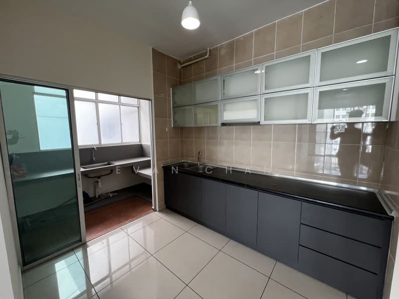 Service Residence for Sale at OUG Parklane - Evan Chan - Kitchen - PropertyGuru.com.my