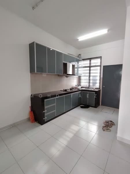 Rumah Teres 2 Tingkat untuk Dijual di Taman Senai Jaya (Senai) - Mohd Faez - Kitchen - PropertyGuru.com.my