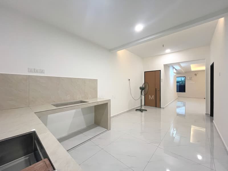 2-storey Terraced House for Sale in Mahkota Cheras (Cheras) - Shawn Lim - Kitchen - PropertyGuru.com.my