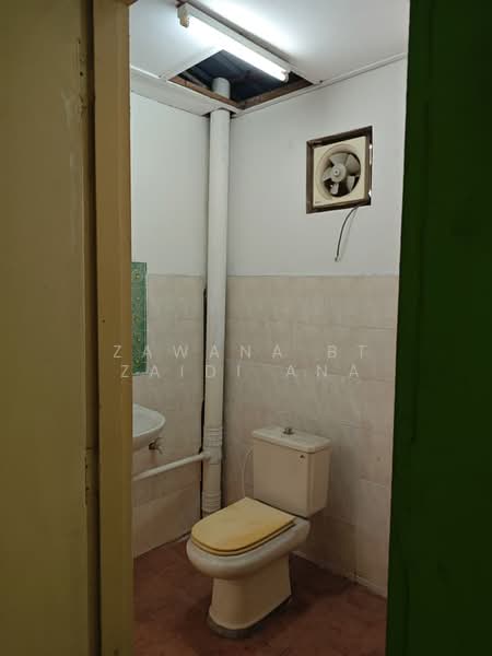 2-storey Terraced House for Sale in Bandar Mahkota Cheras (Cheras) - Zawana BT Zaidi Ana - Bathroom - PropertyGuru.com.my