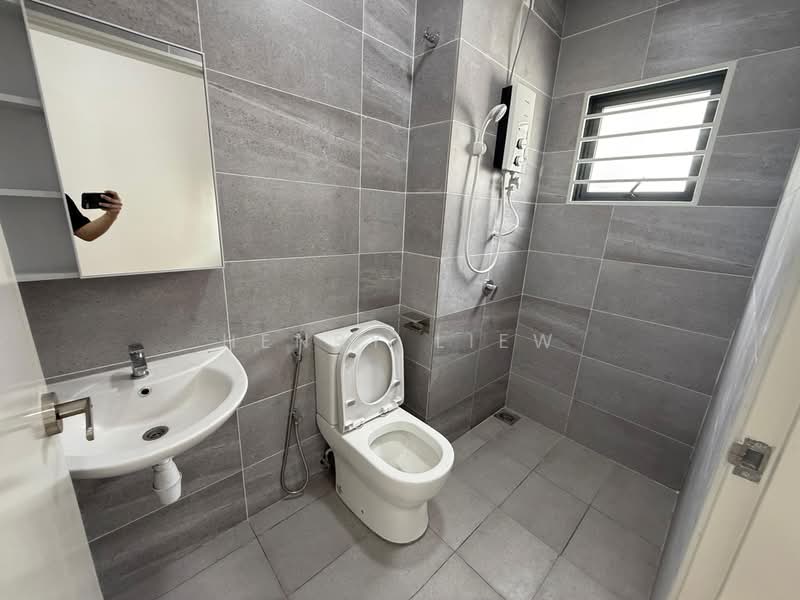 Rumah Teres 2 Tingkat untuk Disewa di Cyberjaya (Selangor) - Henry Liew - Bathroom - PropertyGuru.com.my