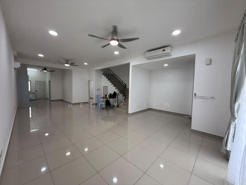Rumah Teres 2 Tingkat untuk Disewa di Cyberjaya (Selangor) - Henry Liew - Living Room - PropertyGuru.com.my