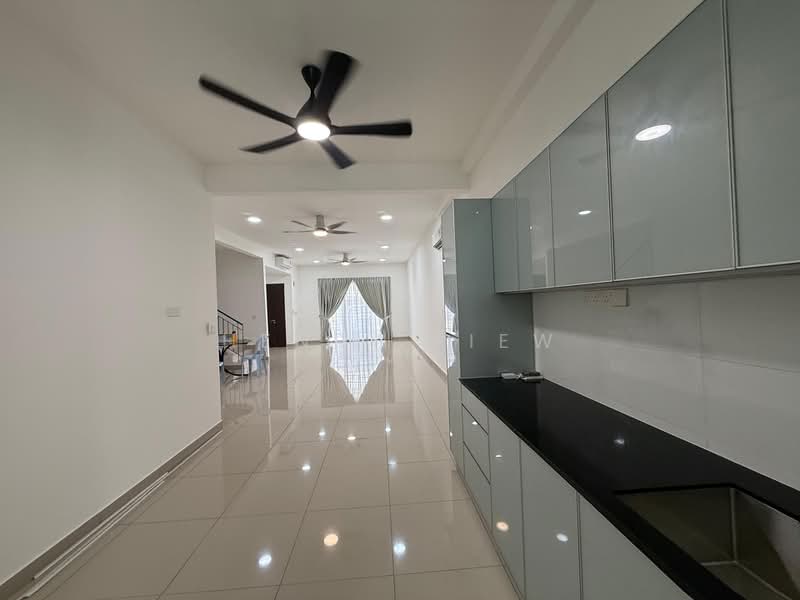 Rumah Teres 2 Tingkat untuk Disewa di Cyberjaya (Selangor) - Henry Liew - Living Room - PropertyGuru.com.my