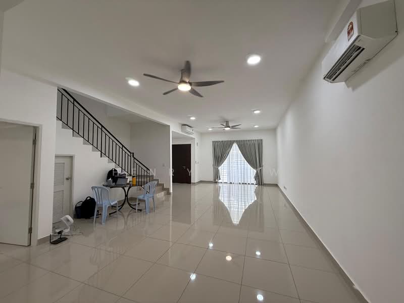 Rumah Teres 2 Tingkat untuk Disewa di Cyberjaya (Selangor) - Henry Liew - Living Room - PropertyGuru.com.my