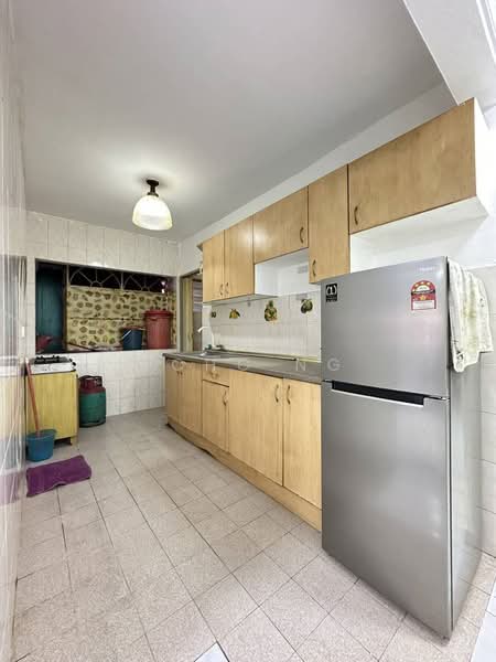 Rumah Flat untuk Dijual di Lestari Apartment - Echo Ng - Kitchen - PropertyGuru.com.my
