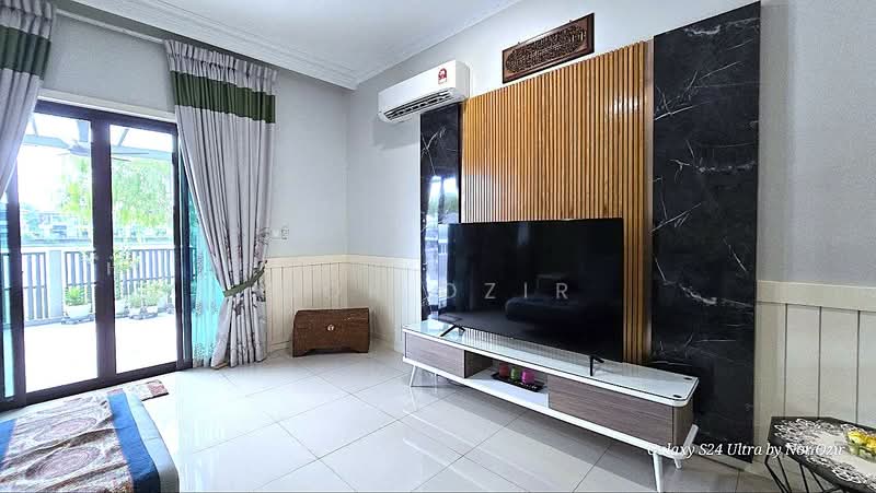 Rumah Teres 2 Tingkat untuk Dijual di Cyberjaya (Selangor) - Nor Ozir - Living Room - PropertyGuru.com.my