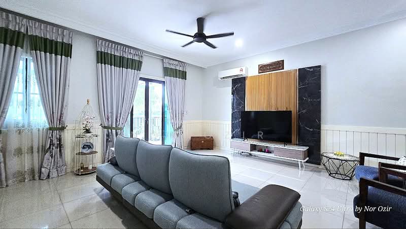 Rumah Teres 2 Tingkat untuk Dijual di Cyberjaya (Selangor) - Nor Ozir - Living Room - PropertyGuru.com.my